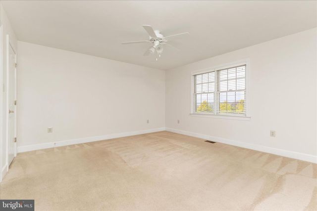 154 DANIEL CT, Strasburg, VA 22657