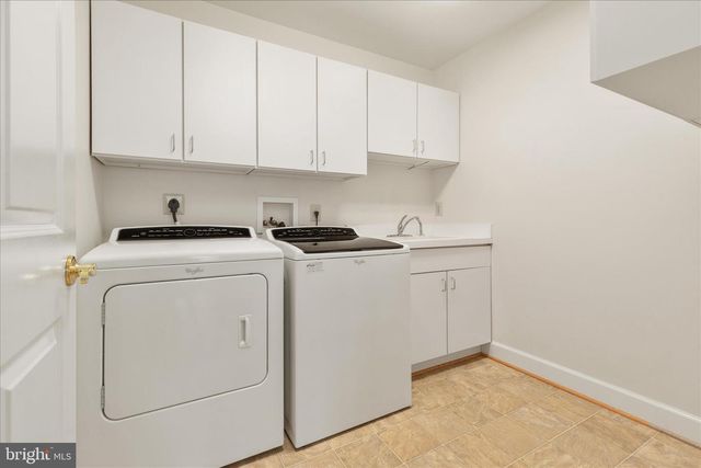 154 DANIEL CT, Strasburg, VA 22657