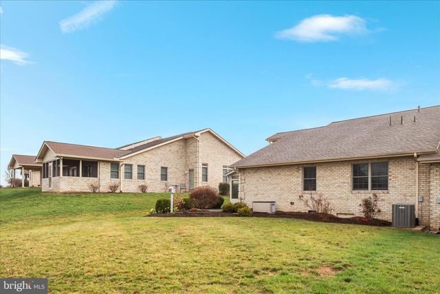 154 DANIEL CT, Strasburg, VA 22657