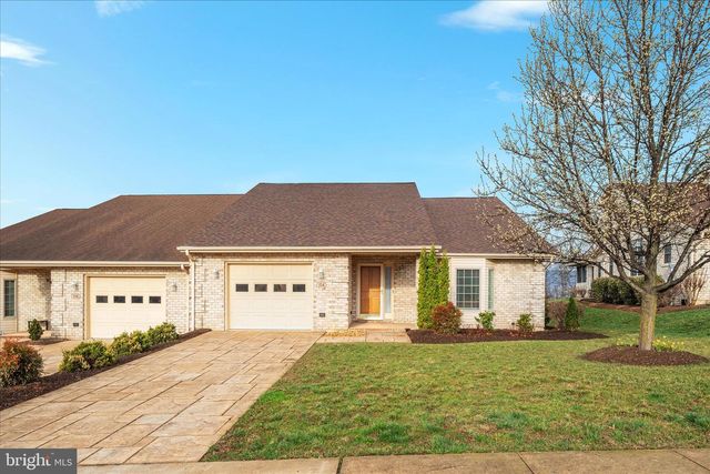 154 DANIEL CT, Strasburg, VA 22657