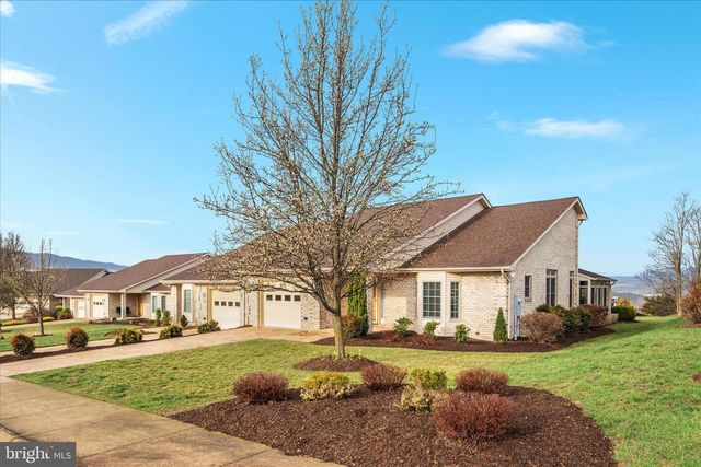 154 DANIEL CT, Strasburg, VA 22657