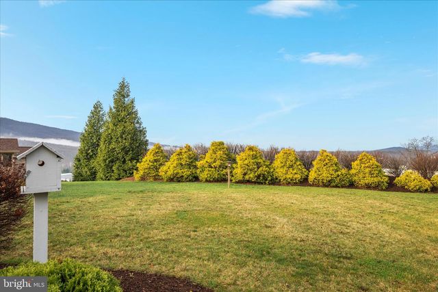 154 DANIEL CT, Strasburg, VA 22657