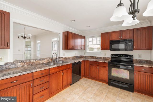 154 DANIEL CT, Strasburg, VA 22657