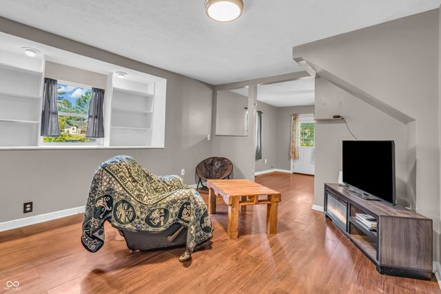 309 N Darlington Street, Jamestown, IN 46147