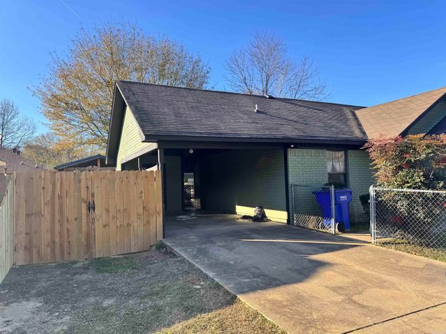 49 Garrett Road, Greenbrier, AR 72058