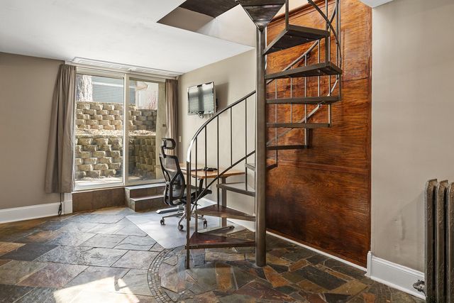 112 Western Avenue N 4, Saint Paul, MN 55102