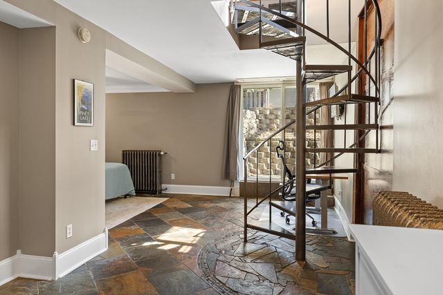 112 Western Avenue N 4, Saint Paul, MN 55102