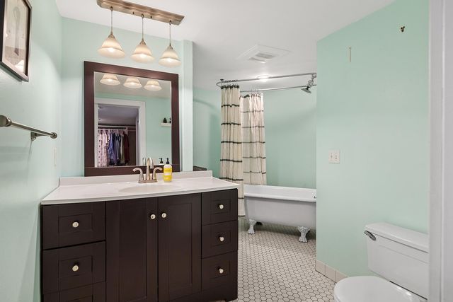 112 Western Avenue N 4, Saint Paul, MN 55102