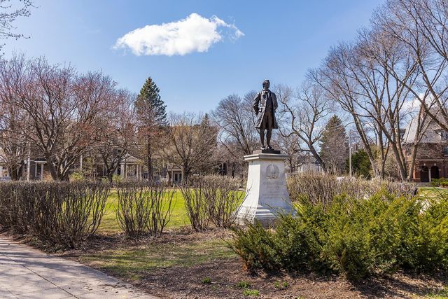 112 Western Avenue N 4, Saint Paul, MN 55102