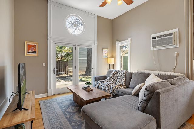 112 Western Avenue N 4, Saint Paul, MN 55102