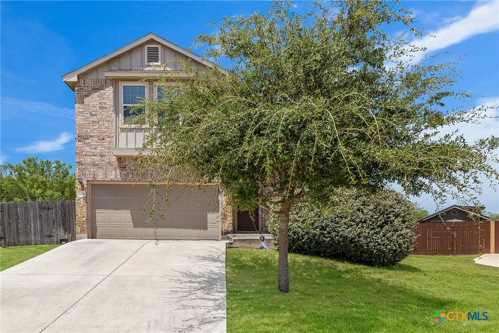 609 Community Drive, New Braunfels, TX 78132