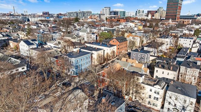 66 Sixth St 3, Cambridge, MA 02141