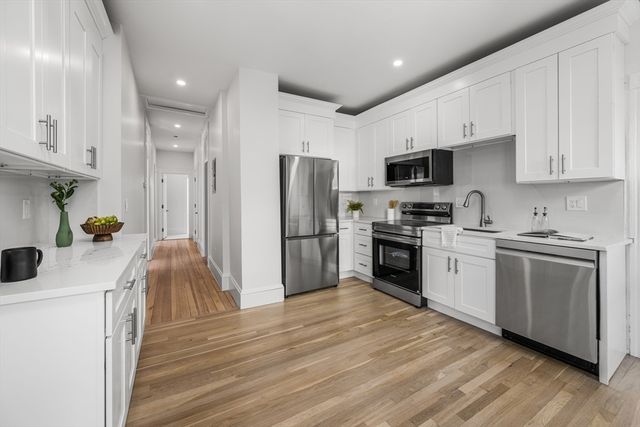 66 Sixth St 3, Cambridge, MA 02141