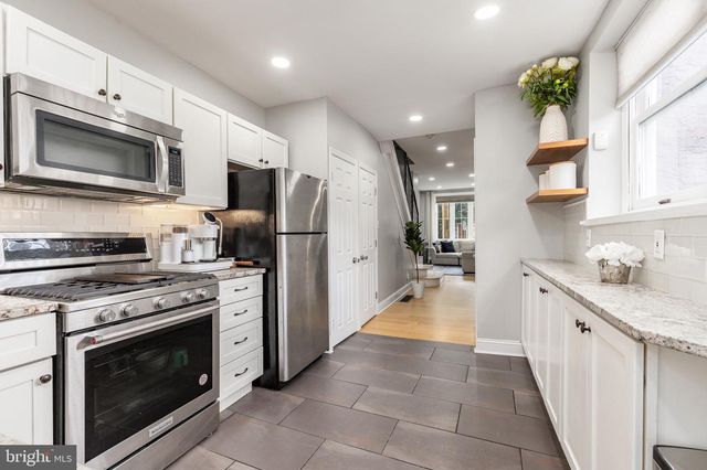 708 FITZWATER ST, Philadelphia, PA 19147