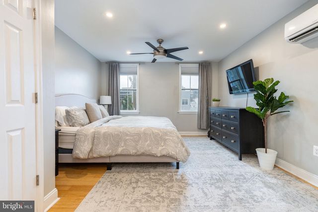 708 FITZWATER ST, Philadelphia, PA 19147