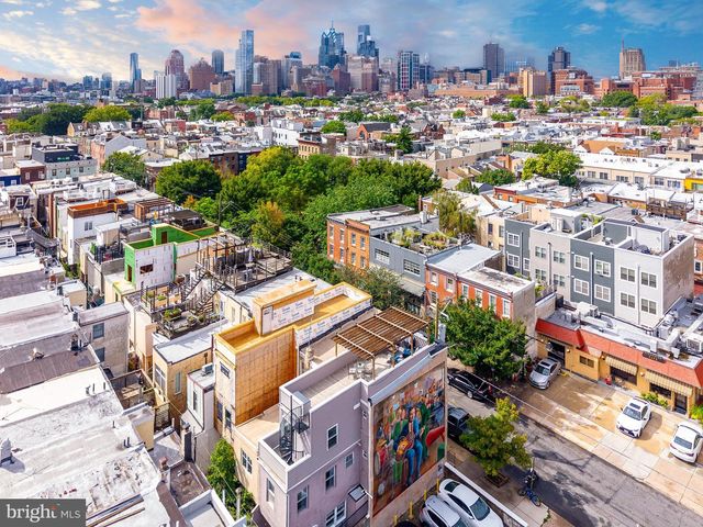708 FITZWATER ST, Philadelphia, PA 19147