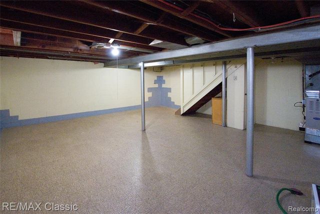 2604 Rochester Road, Royal Oak, MI 48073