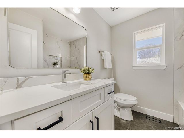 2890 S Golden Way, Denver, CO 80227