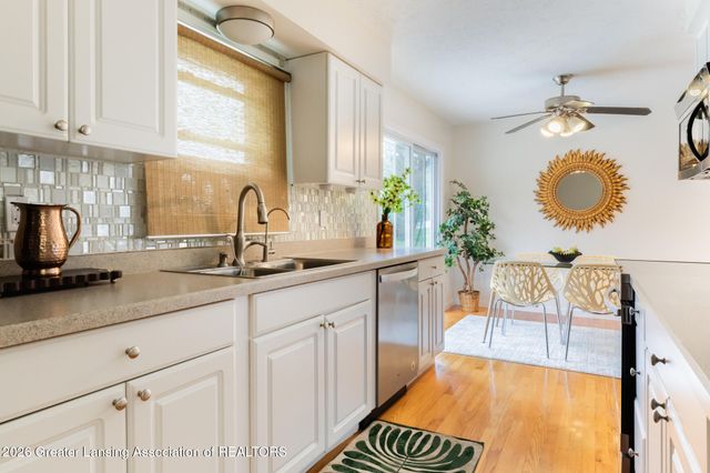 3882 Okemos Road, Okemos, MI 48864