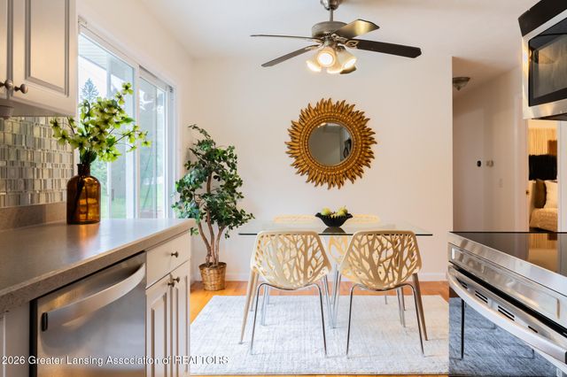 3882 Okemos Road, Okemos, MI 48864