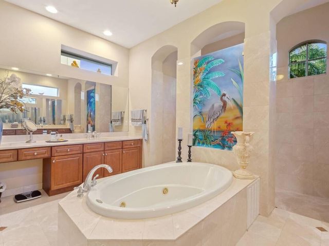 7689 NW 117th Lane, Parkland, FL 33076