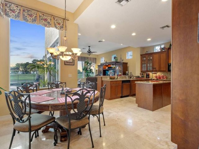 7689 NW 117th Lane, Parkland, FL 33076