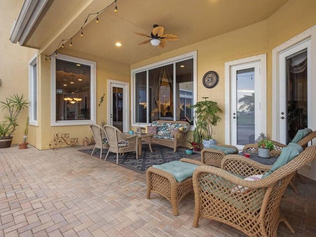 7689 NW 117th Lane, Parkland, FL 33076