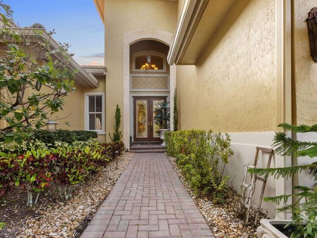 7689 NW 117th Lane, Parkland, FL 33076