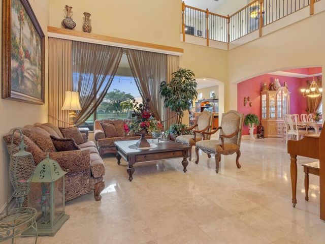7689 NW 117th Lane, Parkland, FL 33076