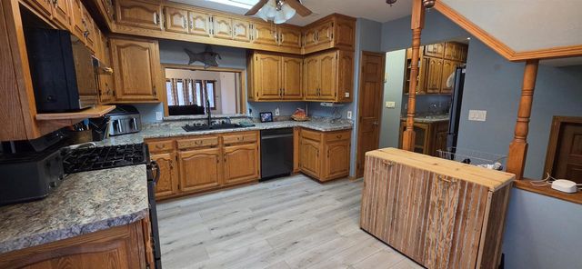 1110 SHAWANO AVENUE, Green Bay, WI 54303