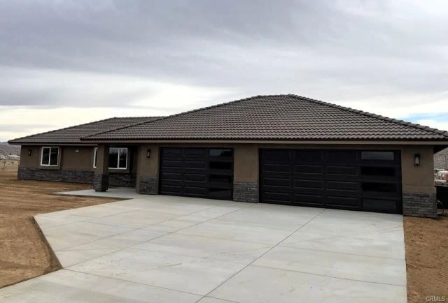 13119 Candlewood, Apple Valley, CA 92308