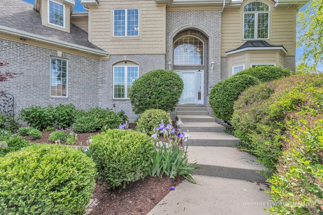 2341 Courtland Court, Aurora, IL 60502