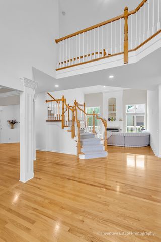 2341 Courtland Court, Aurora, IL 60502