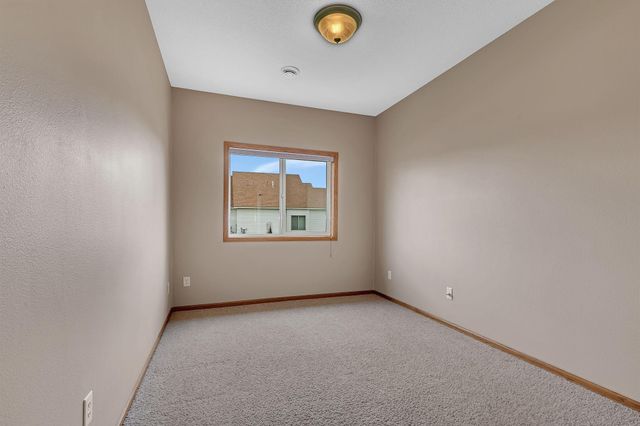 502 Graceview Loop, Saint Joseph, MN 56374