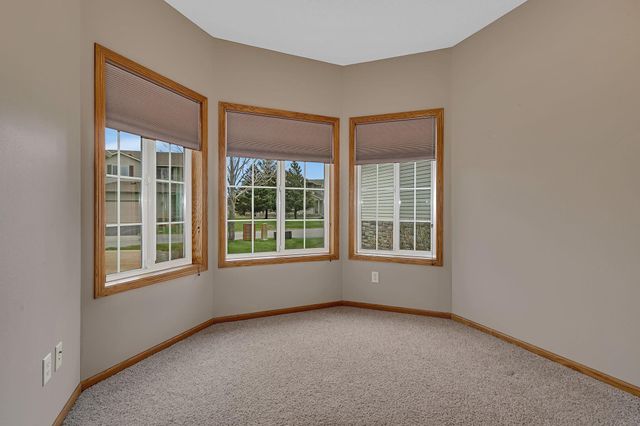 502 Graceview Loop, Saint Joseph, MN 56374