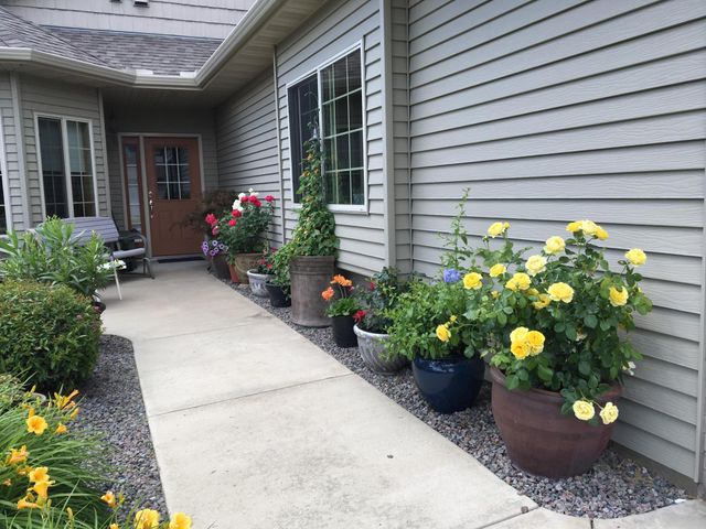 502 Graceview Loop, Saint Joseph, MN 56374