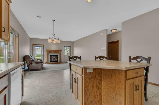 502 Graceview Loop, Saint Joseph, MN 56374