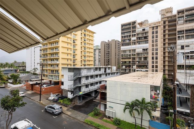 240 Liliuokalani Avenue 402, Honolulu, HI 96815