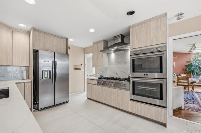 8 Pine Drive, Great Neck, NY 11021