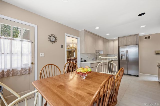 8 Pine Drive, Great Neck, NY 11021