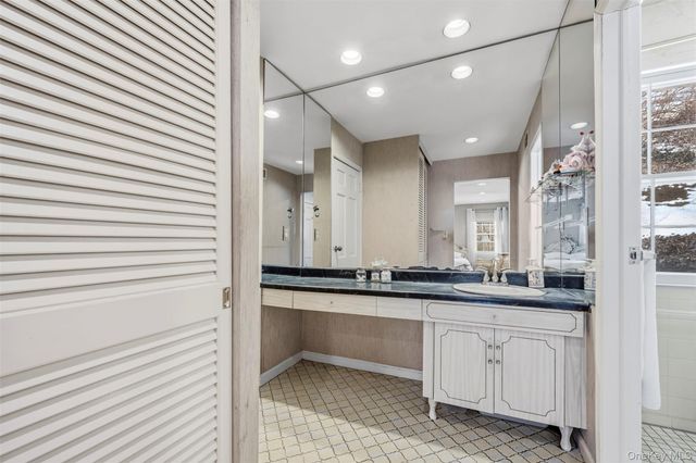 8 Pine Drive, Great Neck, NY 11021