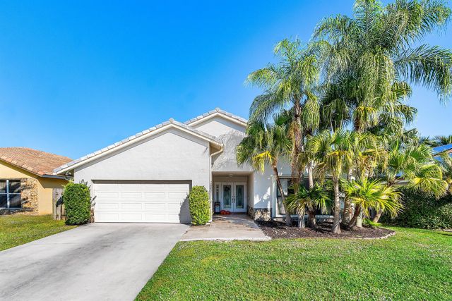7483 Silver Woods Court, Boca Raton, FL 33433
