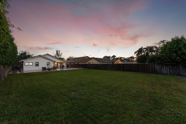 7483 Silver Woods Court, Boca Raton, FL 33433
