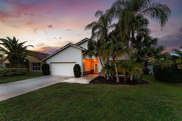 7483 Silver Woods Court, Boca Raton, FL 33433
