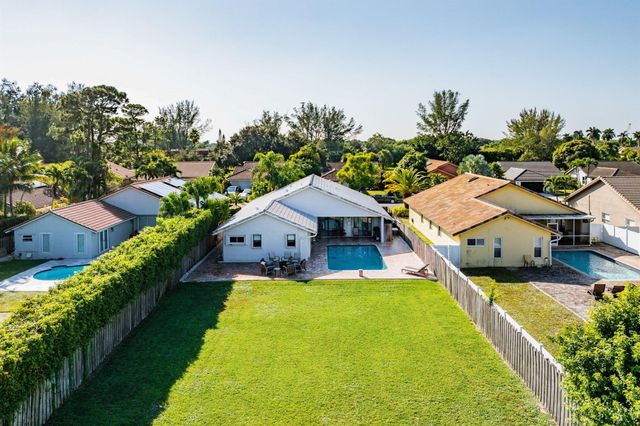 7483 Silver Woods Court, Boca Raton, FL 33433