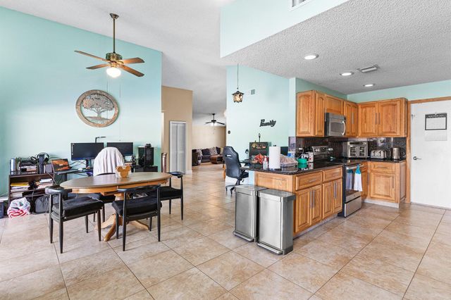 7483 Silver Woods Court, Boca Raton, FL 33433