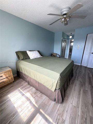 9580 Sunrise Lakes Blvd 304, Sunrise, FL 33322