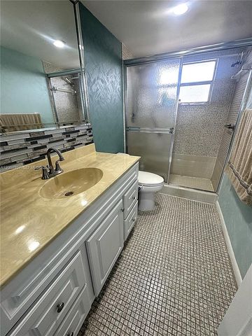 9580 Sunrise Lakes Blvd 304, Sunrise, FL 33322