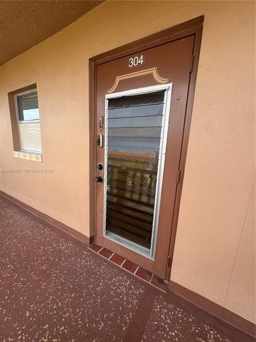 9580 Sunrise Lakes Blvd 304, Sunrise, FL 33322