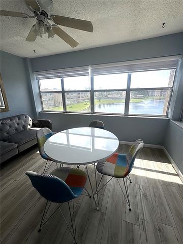 9580 Sunrise Lakes Blvd 304, Sunrise, FL 33322
